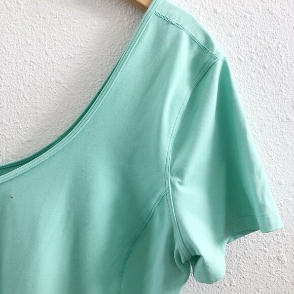 LULULEMON Align T-Shirt in Wild Mint Size 12 - Picture 6 of 10